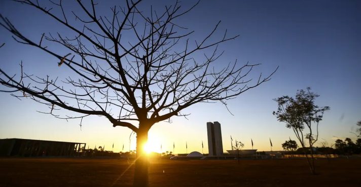 Indicação de tempo seco gera sinais de alerta para queimadas em razão da baixa umidade no ar | Foto: Marcelo Camargo/Agência Brasil