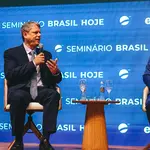 '40 anos em 4': Tarcísio comenta planos para o Brasil em evento