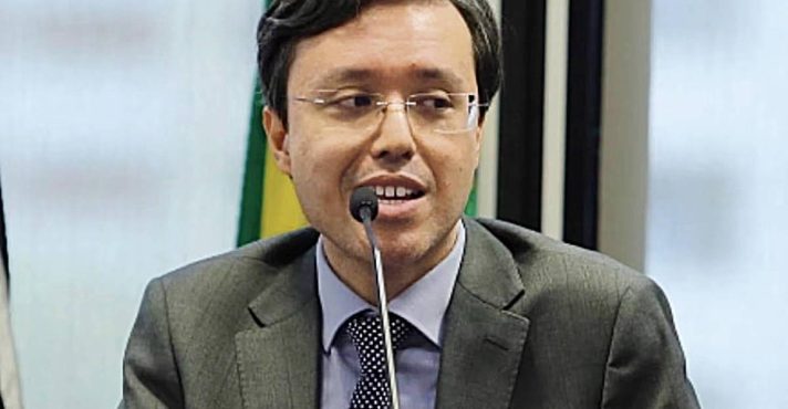 O auditor fiscal Artur Gomes da Silva Neto