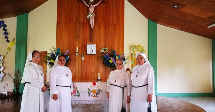 A Escola San José em Jinotepe era administrada por freiras Josefinas