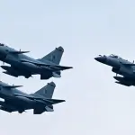 Caças J-10C, de fabricação chinesa: Irã negocia compra de aeronaves com padrão europeu | Foto: Reprodução/Twitter/X