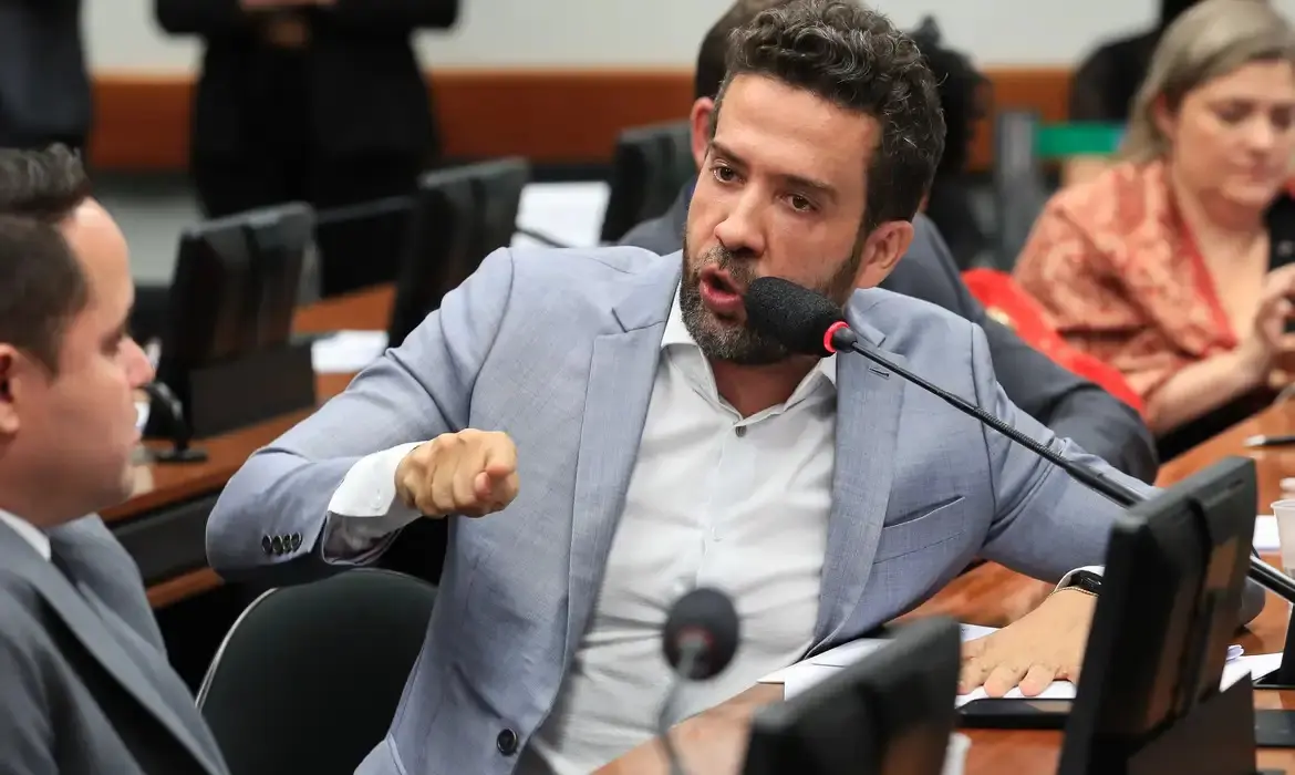 O deputado André Janones (Avante/MG) corre o risco de perder o mandato na Câmara | Foto: Lula Marques/Agência Brasil
