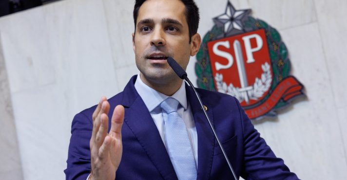 Leonardo Siqueira