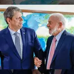 Tarcísio e Lula, durante encontro em Brasília: direita quer o governador de São Paulo na disputa | Foto: Ricardo Stuckert/PR