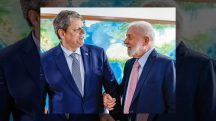 Tarcísio e Lula, durante encontro em Brasília: direita quer o governador de São Paulo na disputa | Foto: Ricardo Stuckert/PR
