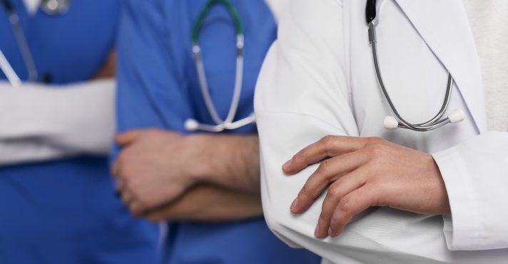 Para o governo norte-americano, o Programa Mais Médicos foi um ‘golpe diplomático inconcebível de missões médicas estrangeiras’ | Foto: Reprodução/Freepik