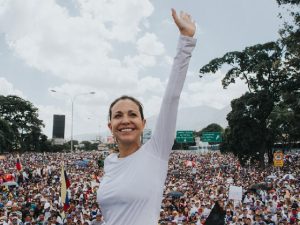María Corina comanda o Vente Venezuela