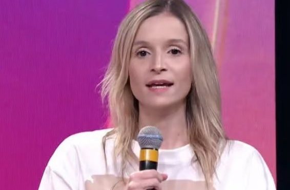 Letícia Flores, que ocupava a direção-geral do programa Aqui Agora, do SBT, foi desligada do canal na tarde de segunda-feira 18 | Foto: Reprodução/SBT