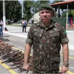 O tenente-coronel do Exército Alexandre Almeida: armas em troca de marcenaria | Foto: Reprodução/Redes sociais