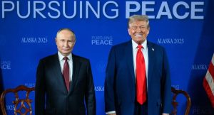 Presidente dos EUA, Donald Trump, junto de seu homólogo russo, Vladimir Putin | Foto: Divulgação/Casa Branca