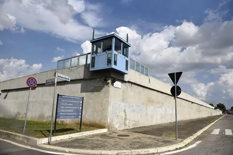 Penitenciária feminina de Rebibbia, na periferia de Roma, onde Carla Zambelli está presa | Foto: Reprodução/Redes sociais
