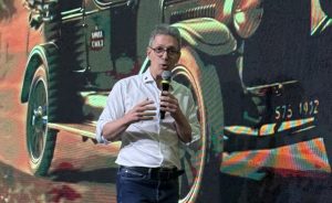 Romeu Zema, durante evento neste sábado, 16, em São Paulo: discurso enérgico contra o PT e Alexandre de Moraes | Foto: Reprodução/Redes sociais