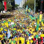 avenida paulista - protesto exalta eduardo bolsonaro