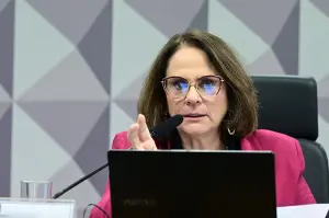 Bolsonaro Senadora Damares Alves, presidente da Comissão de Direitos Humanos do Senado | Geraldo Magela/Agência Senado