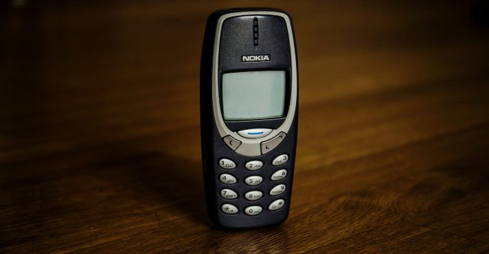 celular nokia 1100 tecnologia durabilidade