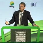 Tarcísio cobra governo Lula sobre negociação com os EUA