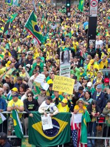Lula também virou alvo de protestos | Foto: Uiliam Grizafis/Revista Oeste