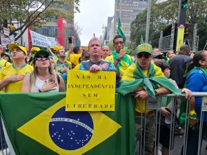 Manifestantes clamaram por liberdade na Avenida Paulista | Foto: Uiliam Grizafis/Revista Oeste