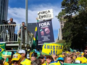 Manifestantes pedindo anistia na Avenida Paulista | Foto: Revista Oeste