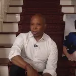 Atual prefeito de Nova York, Eric Adams, em vídeo que oficializa sua desistência da reeleição