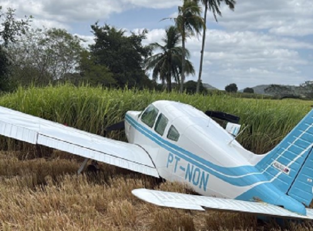 Avião prefeito João Pessoa (PB) pouso forçado