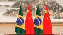 Bandeiras do Brasil e da China
