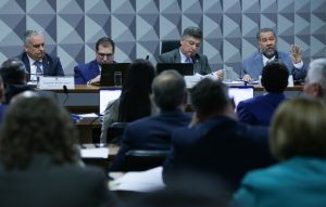 Brasília (DF), 08/09/2025 - Reunião da Comissão Parlamentar Mista de Inquérito (CPMI) do INSS para ouvir o ex-ministro da Previdência Social Carlos Lupi | Foto: Lula Marques/Agência Brasil