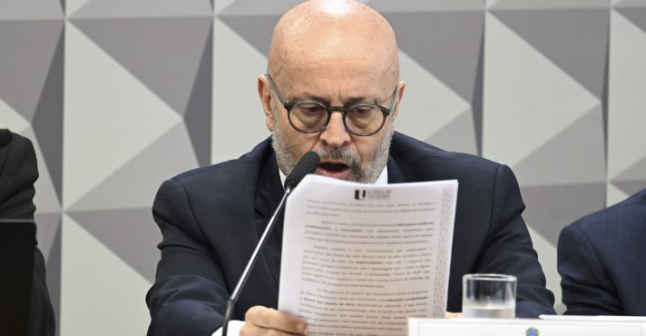 CPMI - INSS - Comissão Parlamentar Mista de Inquérito do INSS; O empresário Antônio Carlos Camilo Antunes, conhecido como 'Careca do INSS', durante depoimento na CPMI