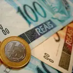 Para consultar o abono, o trabalhador pode acessar o site de serviços do Ministério do Trabalho ou utilizar o aplicativo Carteira de Trabalho Digital | Foto: Reprodução/Flickr