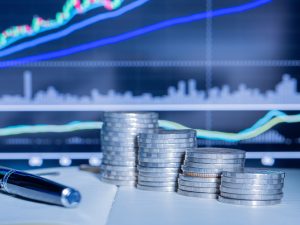 De julho de 2024 a julho de 2025, a economia brasileira cresceu quase 2% | Foto: Jcomp/Freepik