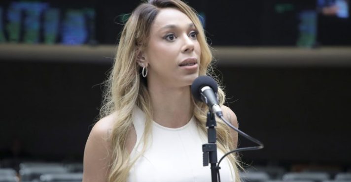 Erika Hilton acusou Isabella Cêpa de transfobia | Foto: Mario Agra/Câmara dos Deputados