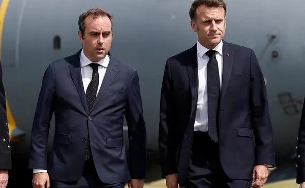 Premiê da França formaliza demissão e Macron escolhe substituto