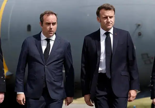 Premiê da França formaliza demissão e Macron escolhe substituto
