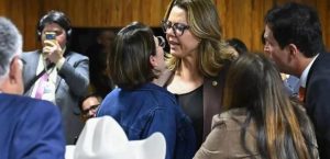 A senadora Leila Barros (PDT-DF) e a deputada federal Coronel Fernanda (PL-MT)