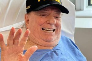 Raul Gil foi diagnosticado com abdome agudo inflamatório por diverticulite aguda