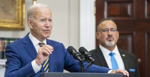 A censura do governo do ex-presidente Joe Biden ocorreu mesmo sem violação das regras internas do Google | Foto: Reprodução/Flickr