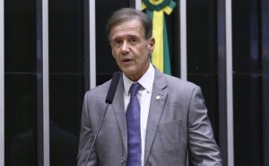 O deputado Aluisio Mendes