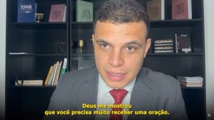 Profeta Henrique Santini, investigado por cobrar valores em troca de orações, no Rio de Janeiro, via WhatsApp
