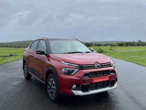 O Citroën Basalt está entre os veículos que precisam de reparo | Foto: Reprodução/X