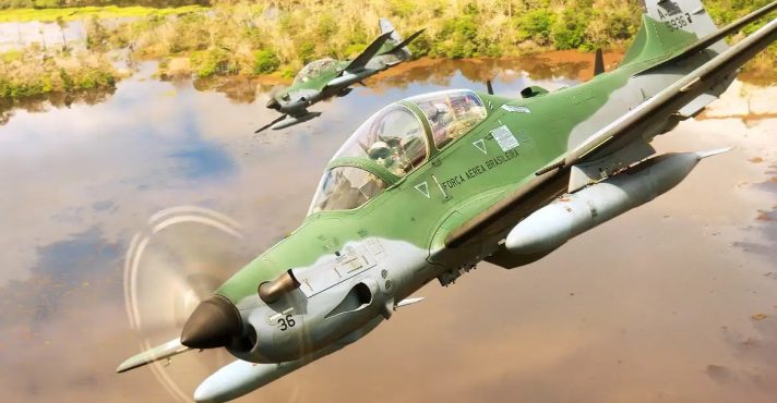 Caça A-29 Super Tucano da Força Aérea Brasileira: combate ao tráfico de drogas no Amazonas | Foto: Sargento Johnson Barros/FAB