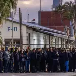Metalúrgicos da Embraer entram em greve