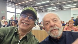 Gustavo Petro e Lula, durante a inauguração de um centro de segurança para a Amazônia