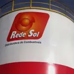 Distribuidora ligada ao PCC mantém contratos com o governo federal