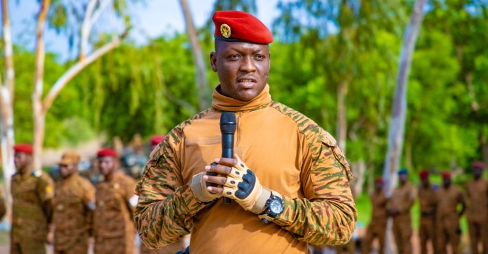 Ibrahim Traoré, ditador de Burkina Faso | Foto: X/Divulgação