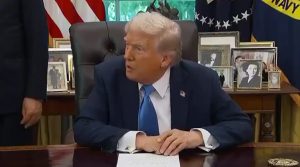 Donald Trump, presidente dos EUA, durante entrevista coletiva - 19/09/2025 | Foto: Reprodução