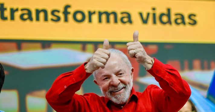 Presidente da República, Luiz Inácio Lula da Silva, durante a cerimônia de comemoração pelo Dia dos Professores, no Rio de Janeiro, nesta quarta-feira, 15