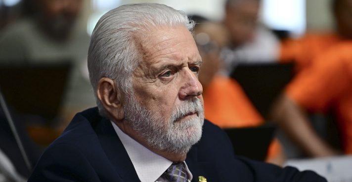O líder do governo no Senado, Jaques Wagner (PT-BA)