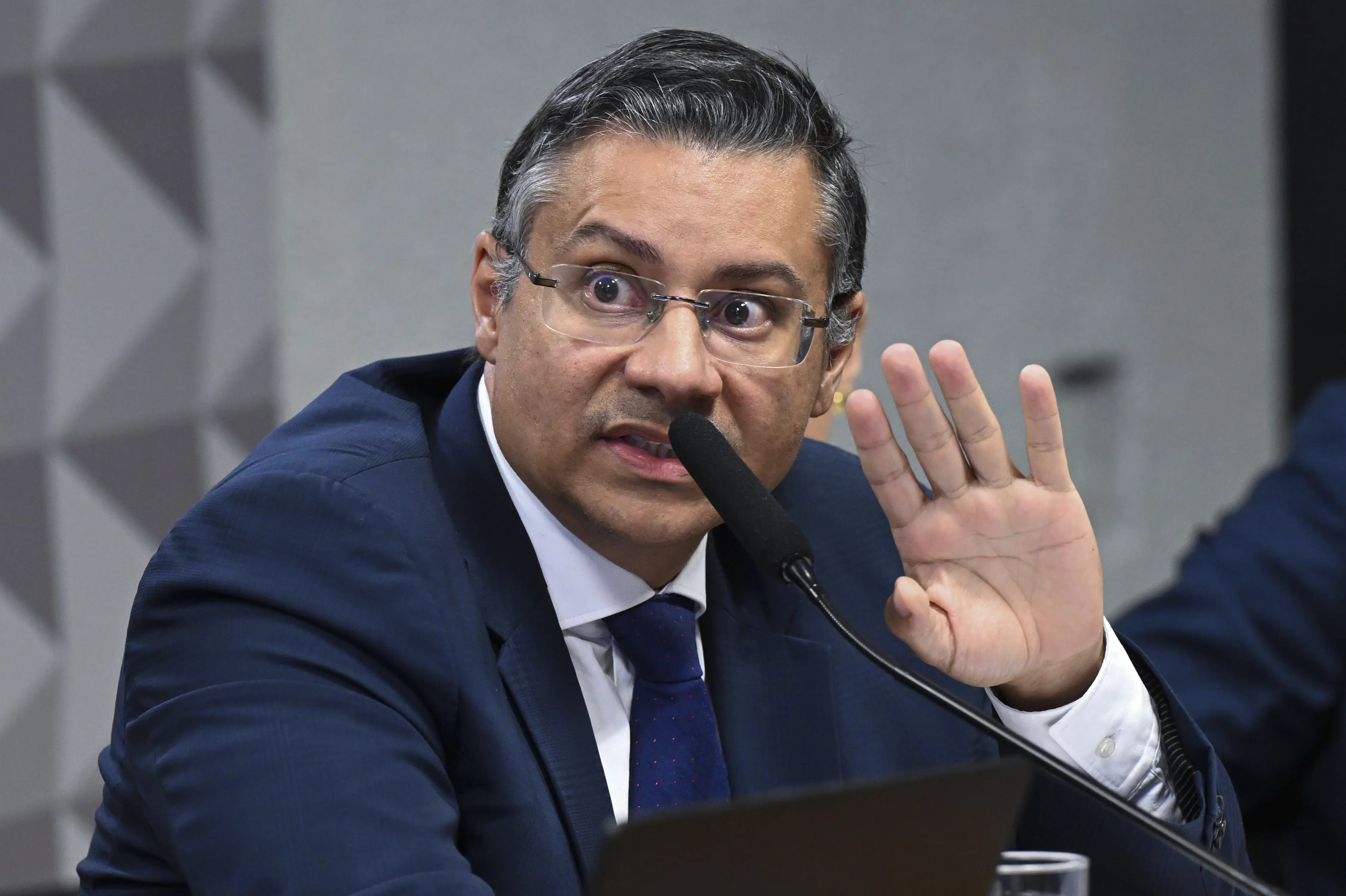 O ex-procurador do INSS, Virgílio Antônio Ribeiro de Oliveira Filho, durante depoimento na CPMI