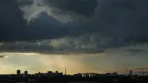 Meteorologistas chamam a atenção para o alto volume de chuvas e tempestades no Rio Grande do Sul | Foto: Marcello Casal Jr/Agência Brasil tempestades
