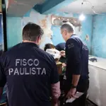 A ação integra o conjunto de medidas de utilidade pública adotadas pelo governo de São Paulo, que mantém o gabinete de crise para enfrentar os recentes casos de bebidas adulteradas com metanol | Foto: Divulgação/Governo de SP